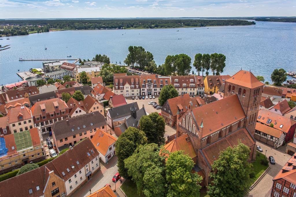 Hotel Kleines Meer Waren  Exterior foto